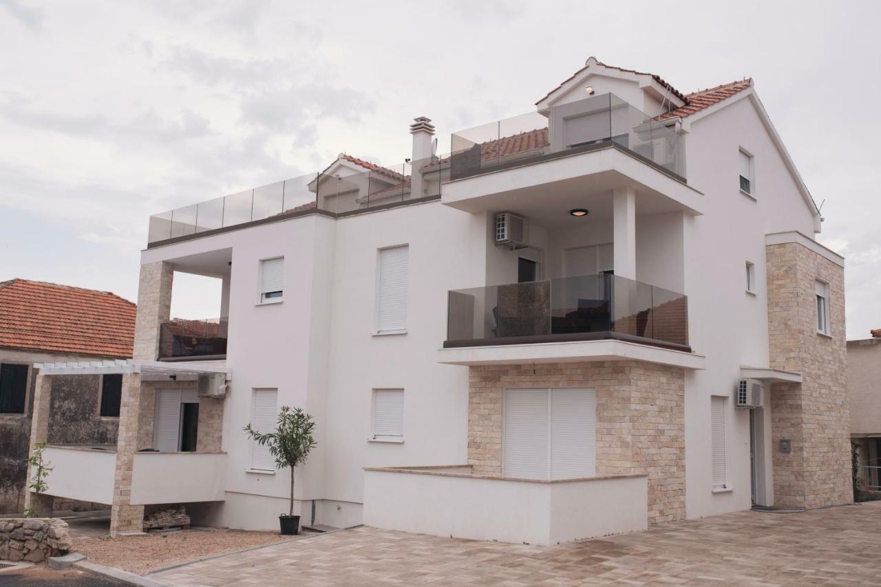 The Nikolic Suites - Villa Woegenstein Tribalj Esterno foto