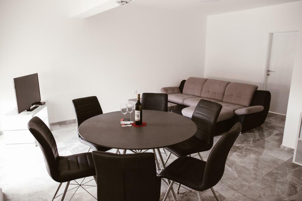 The Nikolic Suites - Villa Woegenstein Tribalj Esterno foto