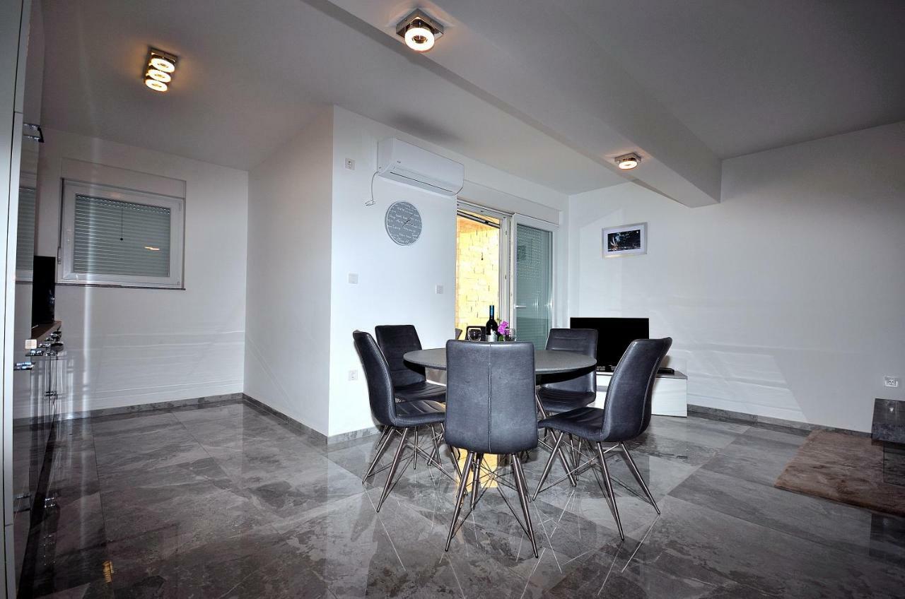 The Nikolic Suites - Villa Woegenstein Tribalj Esterno foto